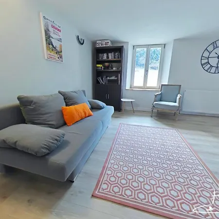 Apartman La Maison Bedel, Roche Du Rain Centre *